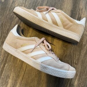 [Adidas] Gazelle Suede Sneakers Shoes pink/White Men’s 5.5/ Women’s 6.5